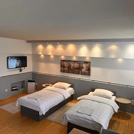 Komfortowe Mieszkanie Dla 4 Osob Седльце